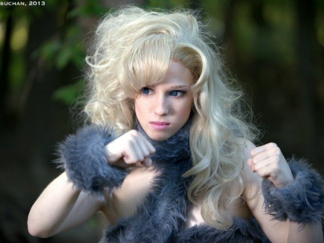 Cosplay de Ayla de Chrono Trigger 2