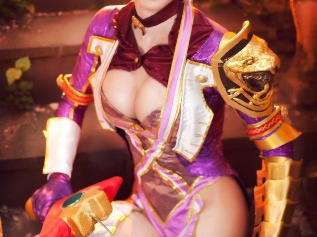 Cosplay de Ivy Valentine de Soul Calibur 3