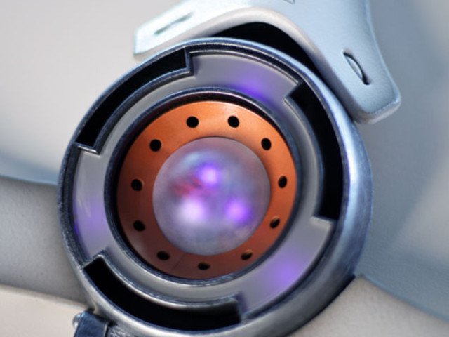 Cosplay de Tracer, la aventurera de Overwatch (detalle)