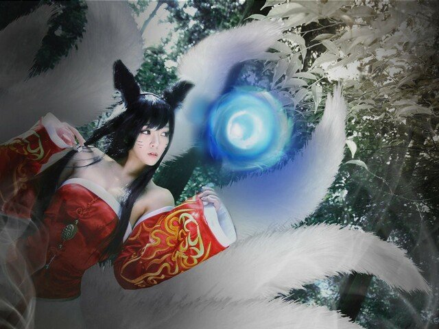 Cosplay Mix de Ahri de League of Legends 9