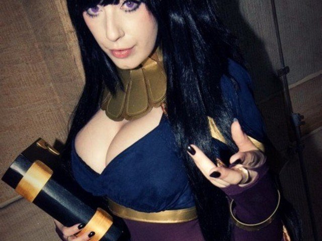 Cosplay mix de Tharja de Fire Emblem 5