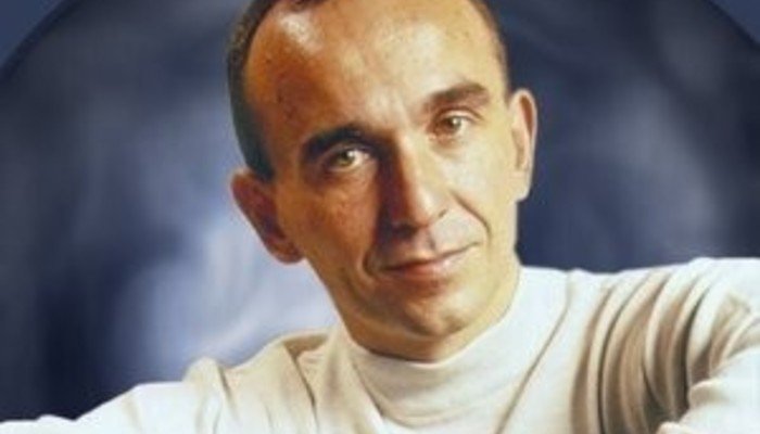 Curiosity, de Peter Molyneux, con contenido descargable de 50000£